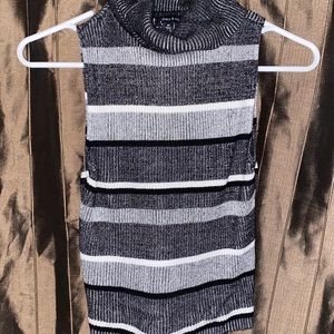 Stripe high neck crop top M